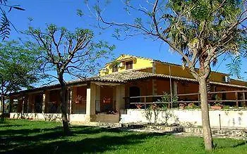 Azienda Agrituristica Le Chiuse كارلينتيني 0*,